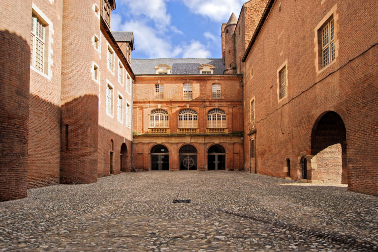 Cour d'honneur (c) François Pons