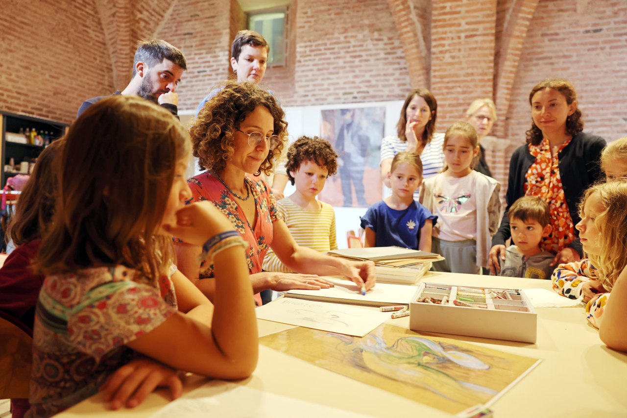 Atelier d'arts plastiques en famille au musée