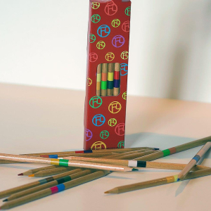CRAYONS