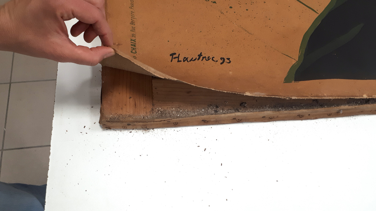 Affiche avant traitement