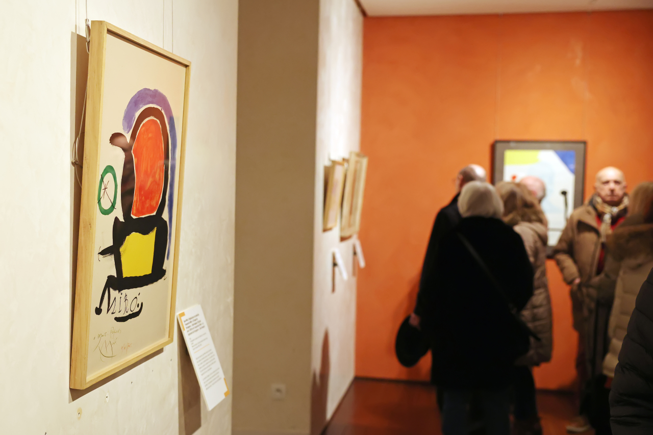 Vue de l'accrochage consacré à Miró